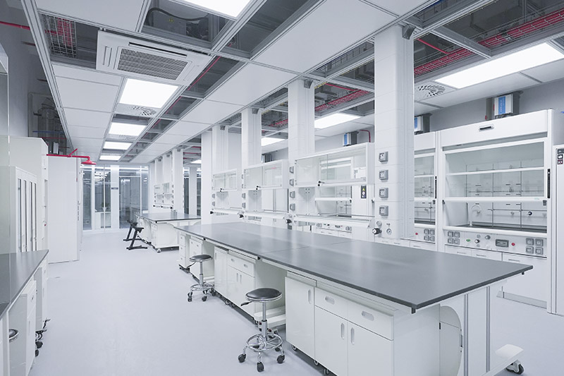 霍城实验室革新：安全与科技的现代融合